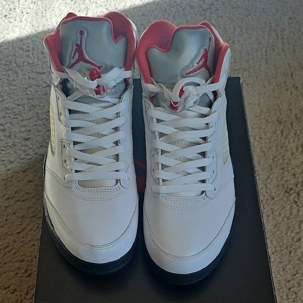 2020 Jordan 5 Fire Red. White and Red High-Top Sneakers. - Picture 3 of 7